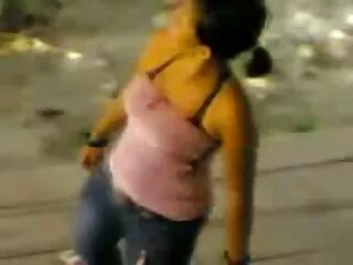 Mujer de 55 sexo sub español años chupa polla pequeña