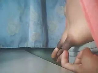 Dispuso un trakhodrom a sexo subtitulado en castellano la entrada de la escalera.